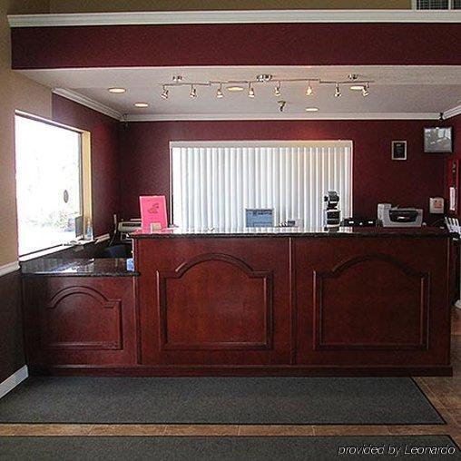 Valley Oaks Motel 2*